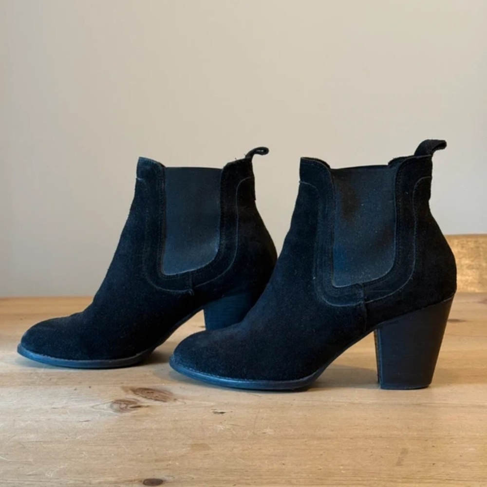 Chic Black Suede Heeled Ankle Boots